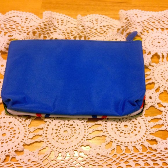 Collectible ipsy makeup bag, sunglasses motif - Picture 3 of 4